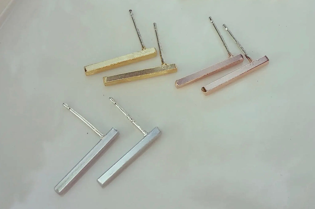 Essential Bar Earrings – Long
